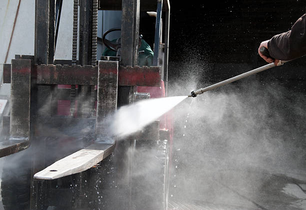 Garage Pressure Washing in Poplar Grove, IL